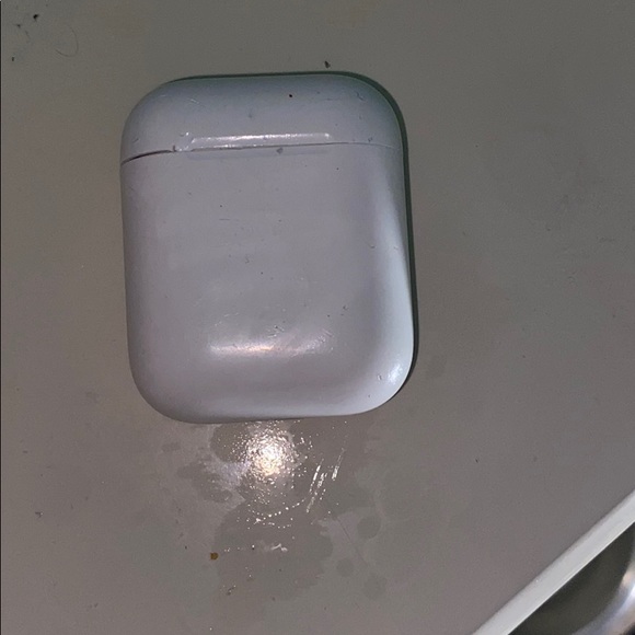 Apple airpods
